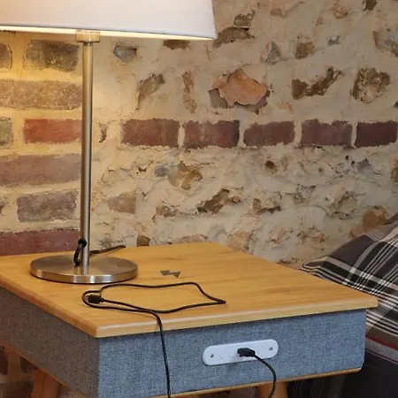 Maison Exceptionnelle Avec Piscine Interieure Et Sauna A - Fr-1-497-140 * LʼAigle