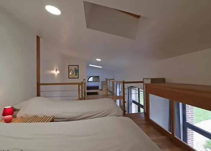 Maison Exceptionnelle Avec Piscine Interieure Et Sauna A - Fr-1-497-140