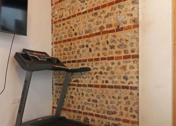 Domaine De Bien-être Et Sport Avec Piscine Chauffée à - Fr-1-497-140 Appartement *