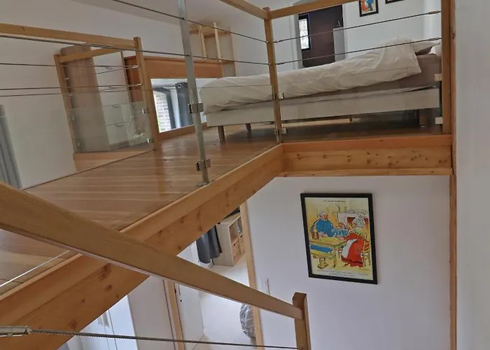 Maison Exceptionnelle Avec Piscine Interieure Et Sauna A - Fr-1-497-140